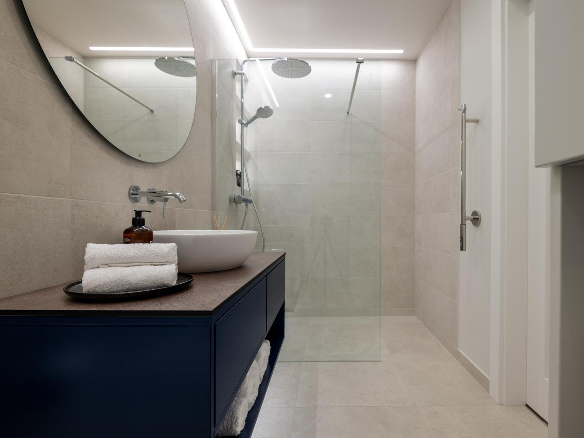 D33 - Brand New Luxury With Terrace, Garden, Ac And Parking Lejlighed